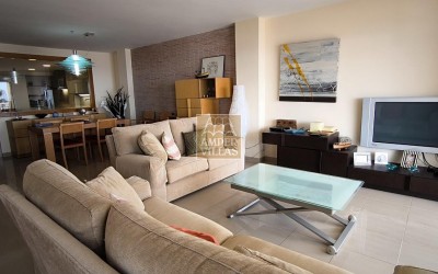 Nice and spacious apartment in the port of Altea with beautiful views.